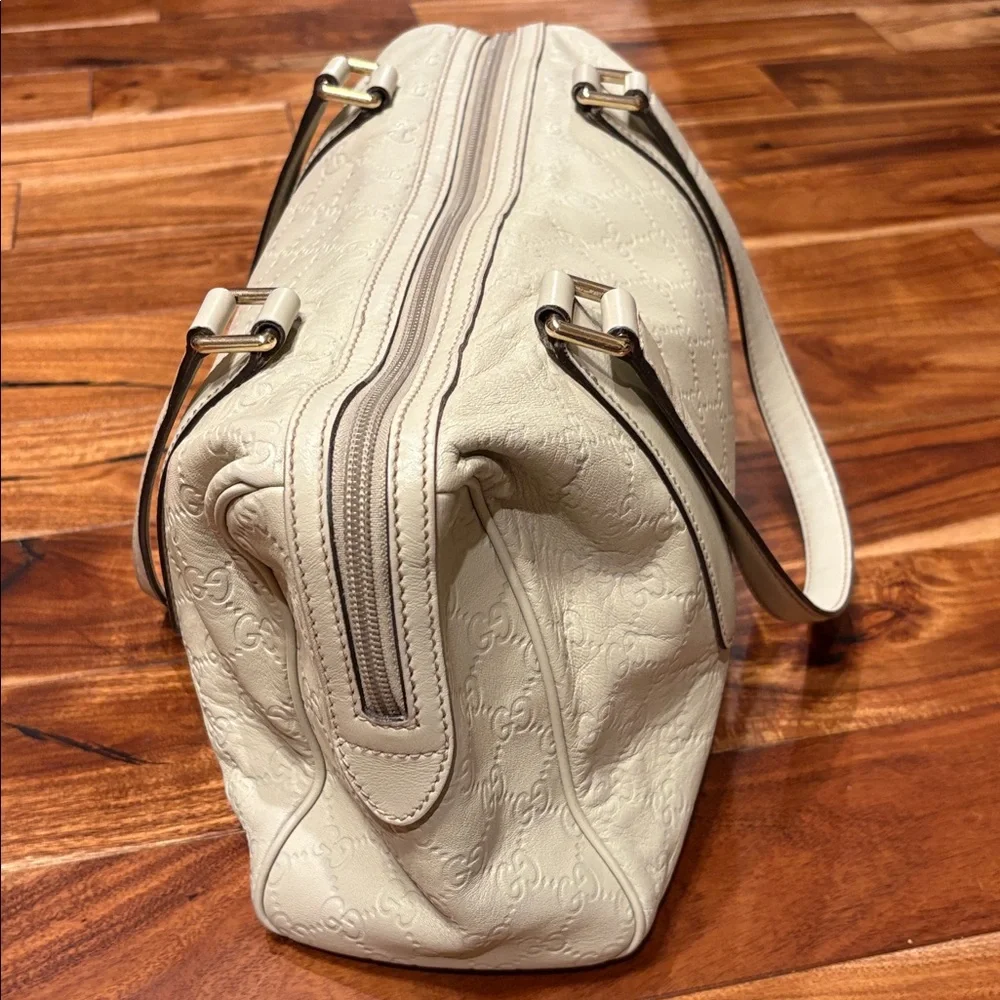 Gucci Signature Boston Bag. Neutral Leather. GG Signature - Picture 3 of 10
